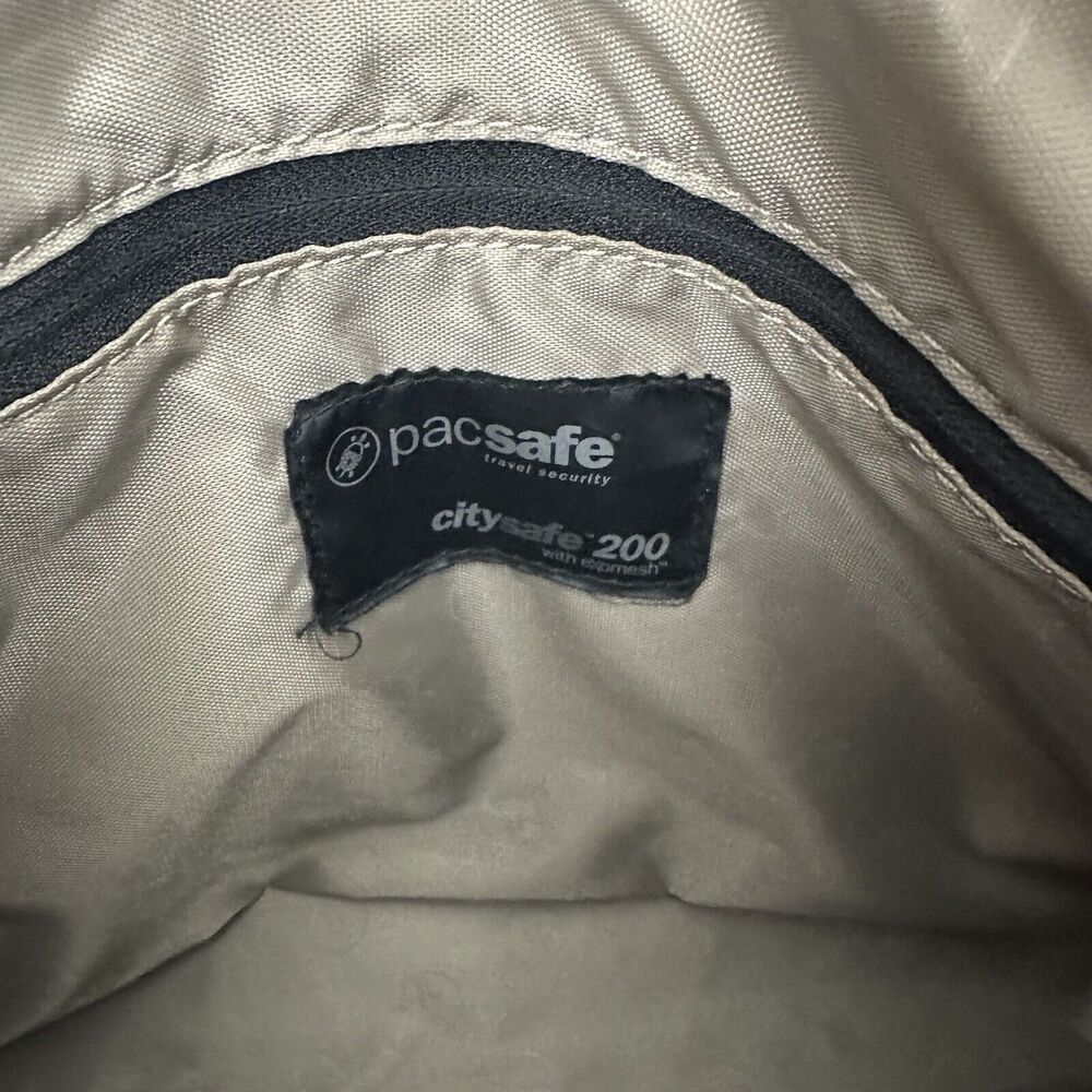 Pacsafe Citysafe Black CS200 Travel Handbag Anti-Theft Crossbody Bag RFID - Picture 10 of 10